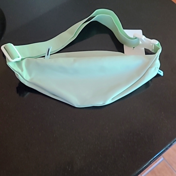 Air Jordan Crossbody Bag - Picture 3 of 5